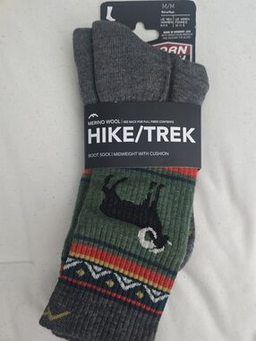 Darn Tough Men's Vangrizzle Boot Midweight Hiking Socks - M